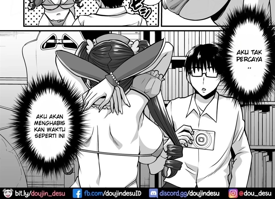 InCha Otaku Cameko no Mama wa Dosukebe Senzoku Doinran Cosplayer: Chapter chapter-1 - Page 32